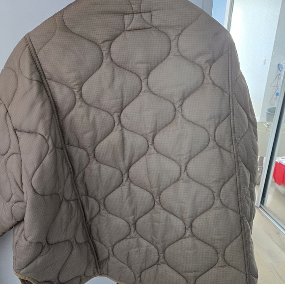Oak & Fort Quilted Jacket - Picture 7 of 9